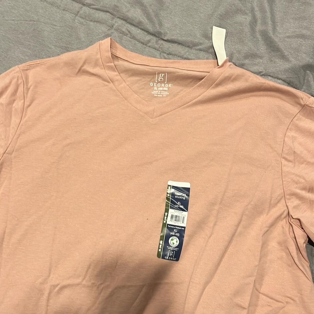NWT George V neck